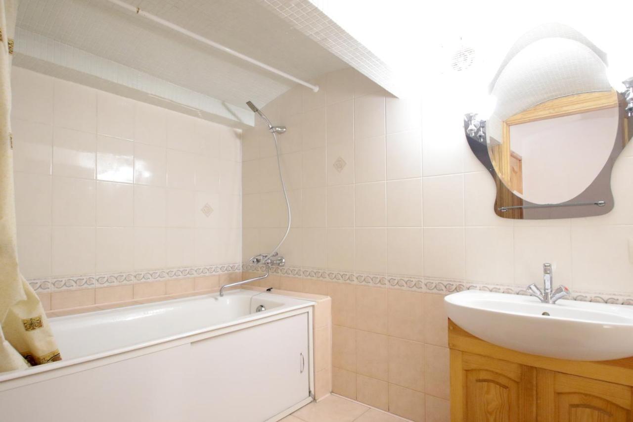 Pro Apartments 12213 ลวีฟ ภายนอก รูปภาพ