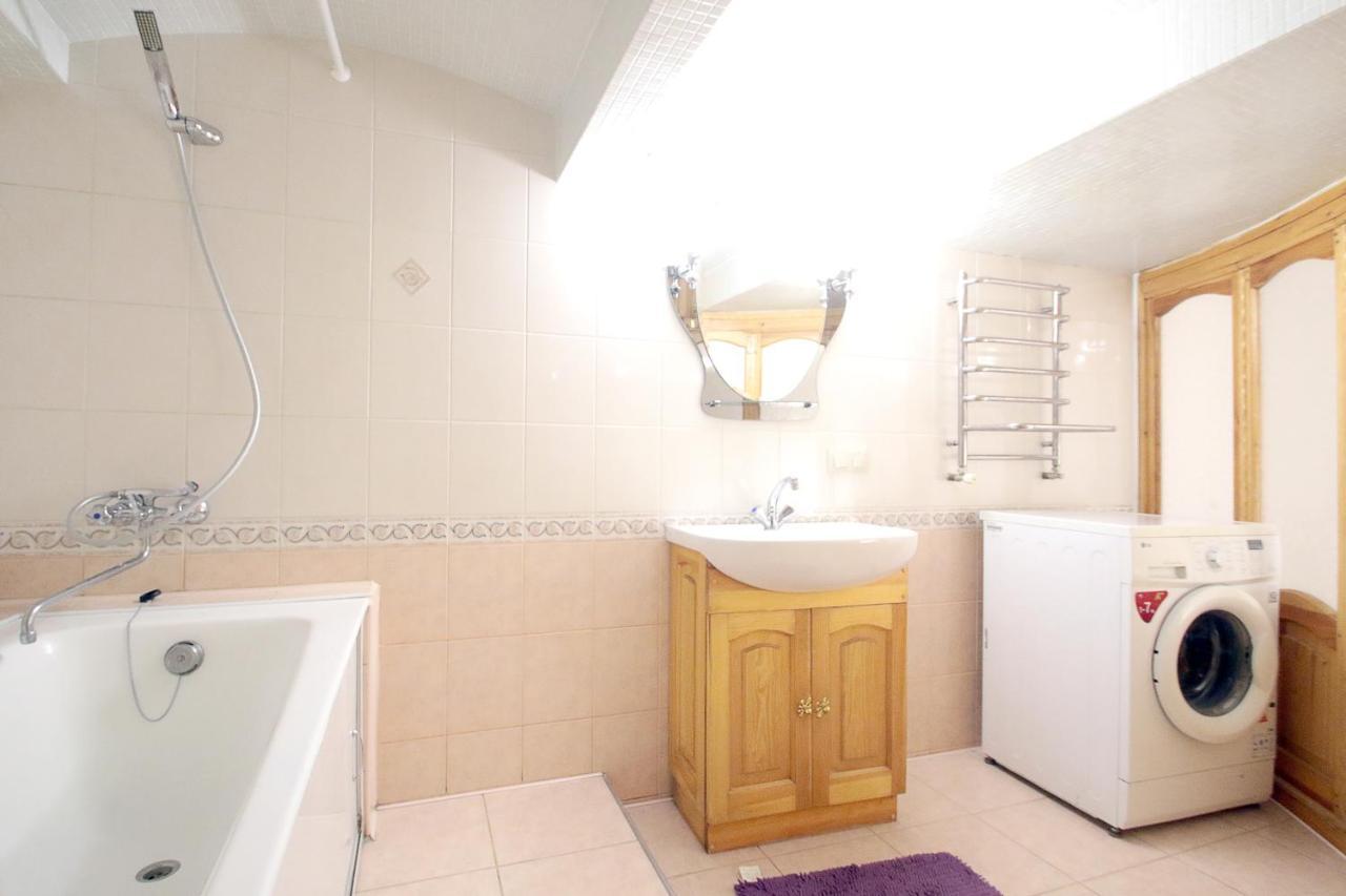 Pro Apartments 12213 ลวีฟ ภายนอก รูปภาพ